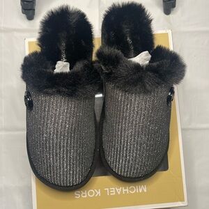 Michael Kors slippers